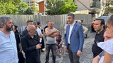 Kartal Belediye Başkanı Yüksel'den yangından etkilenen aileye destek ziyareti