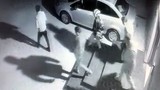 Sevgilinden ayrılamazsın çetesi kamerada: Gasp, tehdit, şantaj...