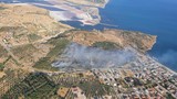 İzmir'de maki yangınına havadan ve karadan müdahale