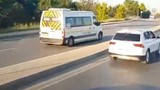 İstanbul trafiğinde ters yöndeki trafik teröristleri ölüm saçtı!