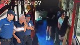 Halk otobüsünde etek altı taciz rezaleti! Şüphelinin kimliği şoke etti