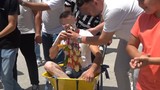 Akılalmaz düğünde damadın çektiği çileye inanamayacaksınız!