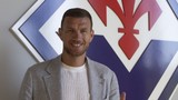 Fenerbahçe'nin eski yıldızı Edin Dzeko yeni takımına imzayı attı
