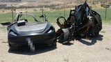 Kazaya karışan Tesla alev topuna döndü: 2 kişi öldü!