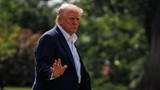 Trump'tan AB ve Meksika'ya yüzde 30 gümrük vergisi