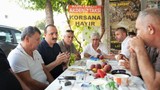 Konyaaltı Belediye Başkanı Cem Kotan taksici esnafına konuk oldu