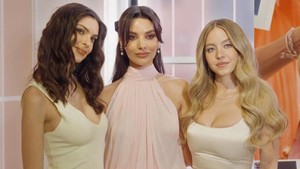 Hazal Filiz Küçükköse ''Dünyanın En Seksi Kadını''na meydan okudu