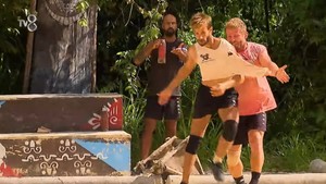 Survivor'da Acun Ilıcalı, Batuhan Karacakaya ile tartışan İsmail Balaban'ın cezasını açıkladı