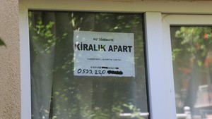 Kiralık apartta gizli kamera iğrençliğinde mide bulandıran bir ayrıntı daha!