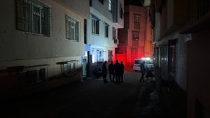 Kayıp anne ve kızı kilitli odada ölü olarak bulundu