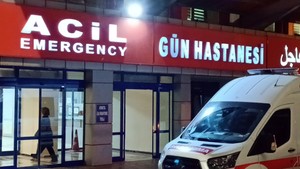 8 kilo altın gasbeden soyguncular polisle çatıştı: Yaralılar var!