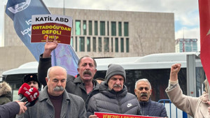 Ankara'da ''Kahrolsun Amerika'' sloganları: ''Venezuela yalnız değildir''