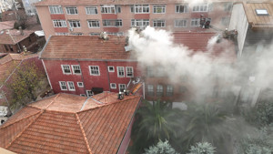İstanbul'da dergahta yangın paniği