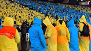 Emniyet'ten Galatasaray - Fenerbahçe derbisindeki yağmurluk iddiaları için ilk açıklama