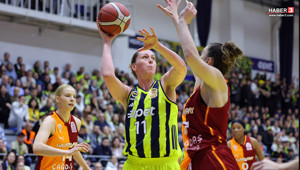 EuroLeague'te Galatasaray ve Fenerbahçe derbisinde TRT’ye sert tepki: Taraftar ayağa kalktı!