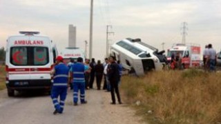 Askeri araç devrildi: Çok sayıda yaralı var !