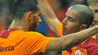 Feghouli ve Belhanda’ya Noel tepkisi !