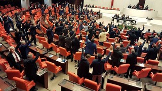 Dört siyasi parti Meclis'te anlaştı ! TBMM'de bir ilk...