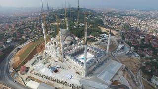 Çamlıca Camii'nini işçileri zehirlendi !