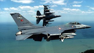 Türkiye'yi suçladılar: ''F-16'lar Yunan hava sahasında uçuyor''