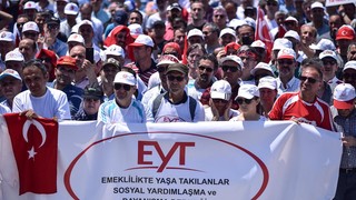 Emeklilikte Yaşa Takılanlar (EYT) için işte masadaki 5 formül