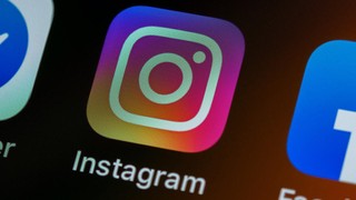 Bakan Ersoy'dan Instagram yasağı açıklaması
