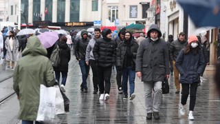 İstanbullu ''zaten takmadığı'' maskeden çabuk kurtuldu