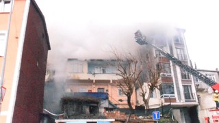 İstanbul'da korkutan yangın! Gökyüzü dumanla kaplandı