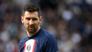 Lionel Messi'ye çılgın teklif! Ücreti duyan küçük dilini yuttu