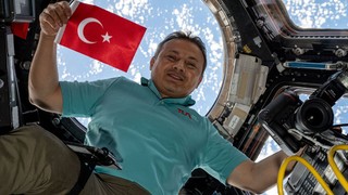 İlk Türk astronot Alper Gezeravcı'nın uzayda son günü