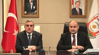 Yeniden Refah Şanlıurfa'da mazbatasını aldı