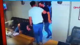 Kardeşinin katil olmasını engellerken, ölümüne yol açtı