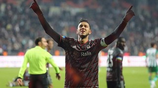 Josef de Souza'ya silahlı saldırı: Terliğine kadar gasp ettiler