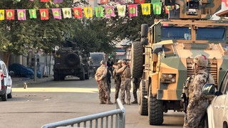 13 polis şehit olmuştu... DEM Parti il binasına operasyon: Gözaltılar var