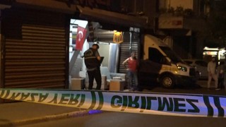 İstanbul'da binanın bodrumunda ele geçirilen silahlar şoke etti