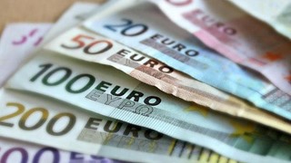 Euro/TL tarihi zirvesini yeniledi: Euro ilk kez 39 lirayı aştı