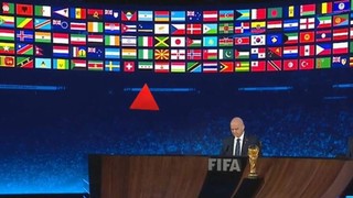 Suriye'nin yeni bayrağı kabul edildi