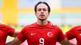 Trabzonspor'un yıldızı evlilik yolunda ilk adımı attı