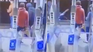Raylara itilen yolcu feci şekilde can verdi: O anlar kamerada