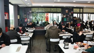 Balıkesir Kent Lokantası'nda 4 çeşit yemek 50 TL