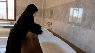 Sahipsiz kadınlar için gönüllü gassal olmuştu, gassallık mesleği oldu