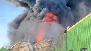 Adana'da büyük yangın