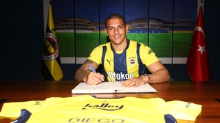 Fenerbahçe Diego Carlos transferini bitirdi