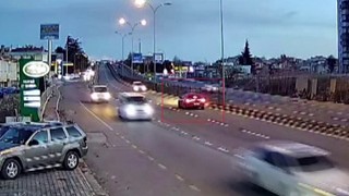 Otoyolda ters yöne giren sürücü faciaya neden oluyordu
