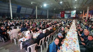 Manisa Büyükşehir Belediyesi 2 binden fazla vatandaşa iftar verdi