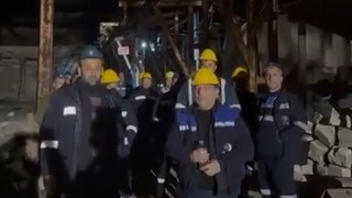 Özelleştirmeye direnen Çayırhan işçileri kendilerini madene kapattı