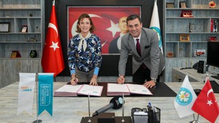 Manisa Büyükşehir ve İnci Vakfı’ndan Genç Kadınlara Mesleki Eğitim Fırsatı