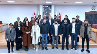Bandırma Belediye Başkanı Mirza, üniversite öğrencileriyle buluştu