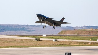 Türkiye'nin insansız savaş uçağı KIZILELMA bir testi daha başarıyla geçti