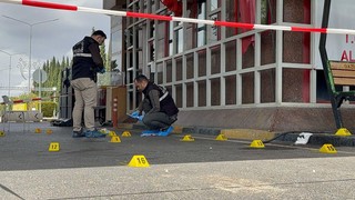 Gaziantep Havalimanı'nda silah sesleri: Yaralılar var
